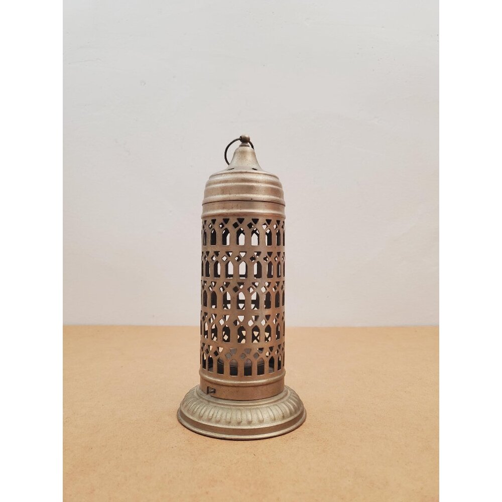 Candle holder / candlestick / candle lamp / lantern - Simple design Vintage